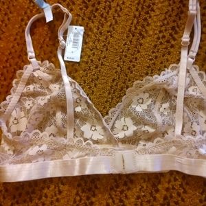 Victoria s,gap and buckle bras and undies